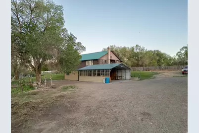 320 N 200 E, Vernal, UT 84078 - Photo 3