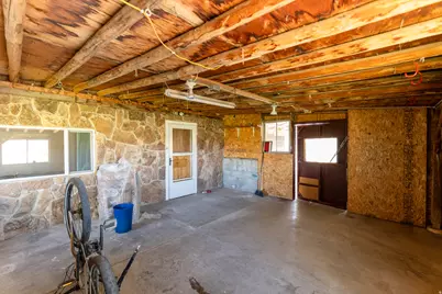 320 N 200 E, Vernal, UT 84078 - Photo 63