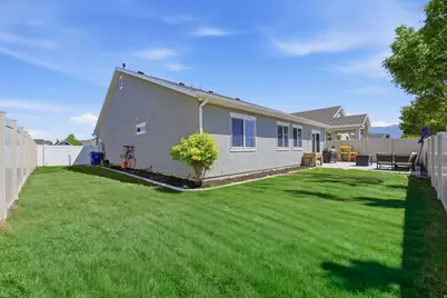 1175 W Silver Hollow Rd, Syracuse, UT 84075 - Photo 33