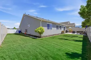 1175 W Silver Hollow Rd, Syracuse, UT 84075 - Photo 33