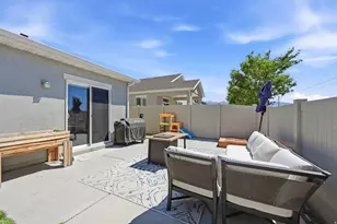 1175 W Silver Hollow Rd, Syracuse, UT 84075 - Photo 29