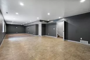319 W Lariat Blvd, Saratoga Springs, UT 84045 - Photo 23