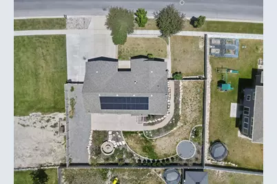 319 W Lariat Blvd, Saratoga Springs, UT 84045 - Photo 33