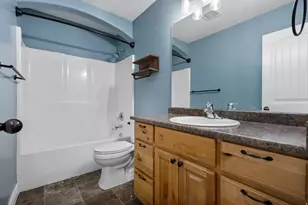 319 W Lariat Blvd, Saratoga Springs, UT 84045 - Photo 19