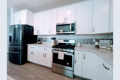 1049 W Albion Meadow Way, Bluffdale, UT 84065 - Photo 11