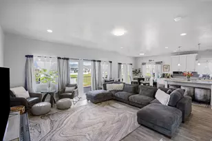 7889 N Bristlecone Rd E, Eagle Mountain, UT 84005 - Photo 9