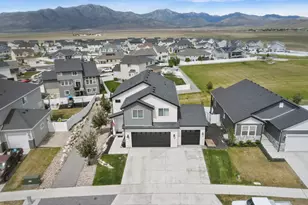 7889 N Bristlecone Rd E, Eagle Mountain, UT 84005 - Photo 5