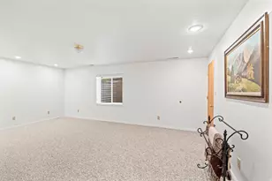 130 S 300 E, Annabella, UT 84711 - Photo 39