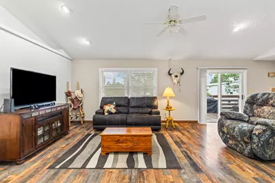 130 S 300 E, Annabella, UT 84711 - Photo 23