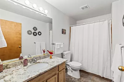 130 S 300 E, Annabella, UT 84711 - Photo 29
