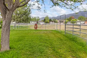 130 S 300 E, Annabella, UT 84711 - Photo 61