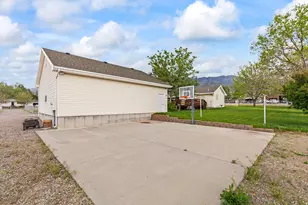 130 S 300 E, Annabella, UT 84711 - Photo 49