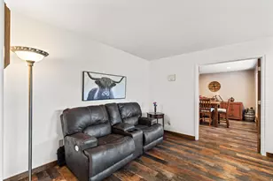 130 S 300 E, Annabella, UT 84711 - Photo 9
