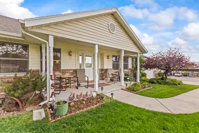 130 S 300 E, Annabella, UT 84711 - Photo 3