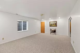130 S 300 E, Annabella, UT 84711 - Photo 37