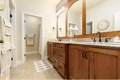 2461 E Lagrasse Cir, Saint George, UT 84790 - Photo 57