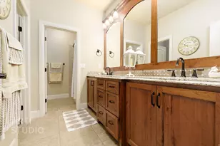 2461 E Lagrasse Cir, Saint George, UT 84790 - Photo 57