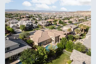 2461 E Lagrasse Cir, Saint George, UT 84790 - Photo 11