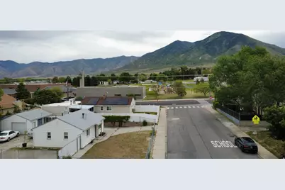 513 Highland Dr, Tooele, UT 84074 - Photo 17