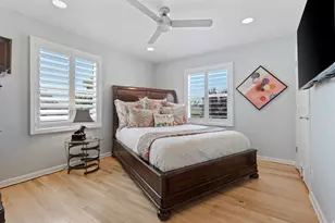 2827 S Lakeview Dr, Salt Lake City, UT 84109 - Photo 11
