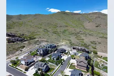 5574 W Lookout Mesa Cir #117, Herriman, UT 84096 - Photo 7