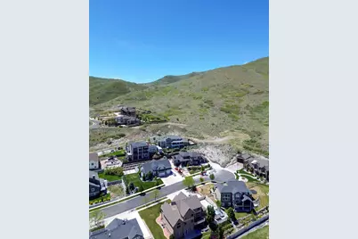5574 W Lookout Mesa Cir #117, Herriman, UT 84096 - Photo 1