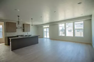 1073 W 880 Ln S, Woods Cross, UT 84087 - Photo 5