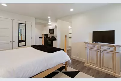 1900 N 1400 E, Provo, UT 84604 - Photo 37