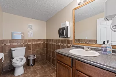 7095 W 3500 St S, West Valley, UT 84128 - Photo 47