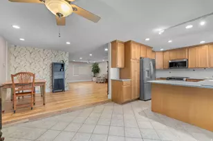 4900 S 3 Fountains Dr, Murray, UT 84107 - Photo 15