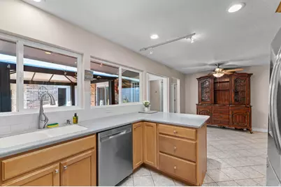 4900 S Three Fountains Dr #137, Murray, UT 84107 - Photo 7