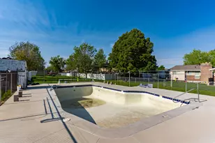 728 N 400 E, Orem, UT 84097 - Photo 29