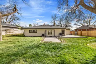 1889 E 4675 S, Holladay, UT 84117 - Photo 25