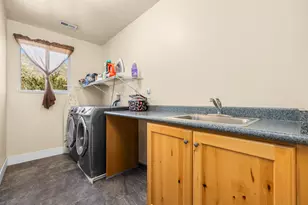 1425 N Manila Ct W, Pleasant Grove, UT 84062 - Photo 21