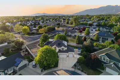 1425 N Manila Ct W, Pleasant Grove, UT 84062 - Photo 37