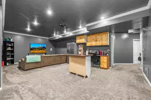 1425 N Manila Ct W, Pleasant Grove, UT 84062 - Photo 27