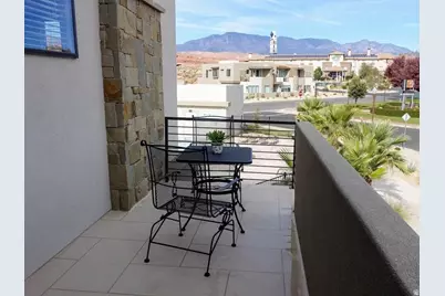 2335 N Canyon Dr, Washington, UT 84780 - Photo 41