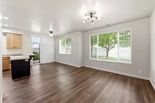 674 Canterbury Ln, North Salt Lake, UT 84054 - Photo 13