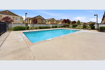 674 Canterbury Ln, North Salt Lake, UT 84054 - Photo 37