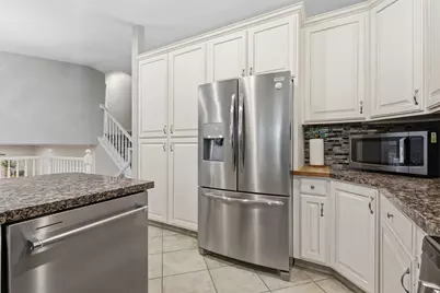 1055 E Castle Rock Rd, Sandy, UT 84094 - Photo 15