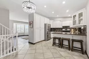 1055 E Castle Rock Rd, Sandy, UT 84094 - Photo 13