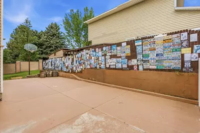 1055 E Castle Rock Rd, Sandy, UT 84094 - Photo 37