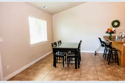 845 W 400 S, Vernal, UT 84078 - Photo 11