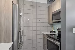 360 W 300 S, Salt Lake City, UT 84101 - Photo 9