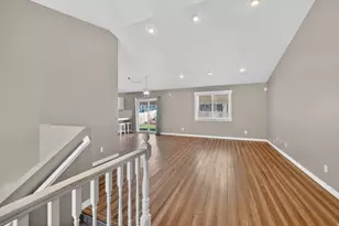 218 W Jonathan Pl, Saratoga Springs, UT 84045 - Photo 5