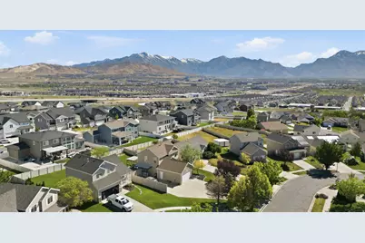 218 W Jonathan Pl, Saratoga Springs, UT 84045 - Photo 41