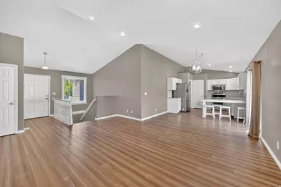 218 W Jonathan Pl, Saratoga Springs, UT 84045 - Photo 7