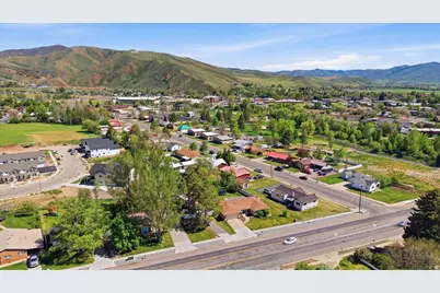 260 E 300 N, Morgan, UT 84050 - Photo 27