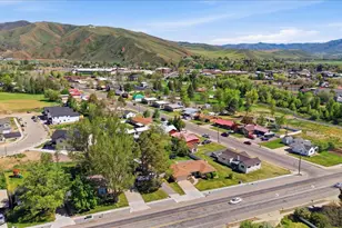 260 E 300 N, Morgan, UT 84050 - Photo 27