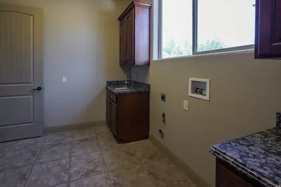 39 N 150 W, Ivins, UT 84738 - Photo 25